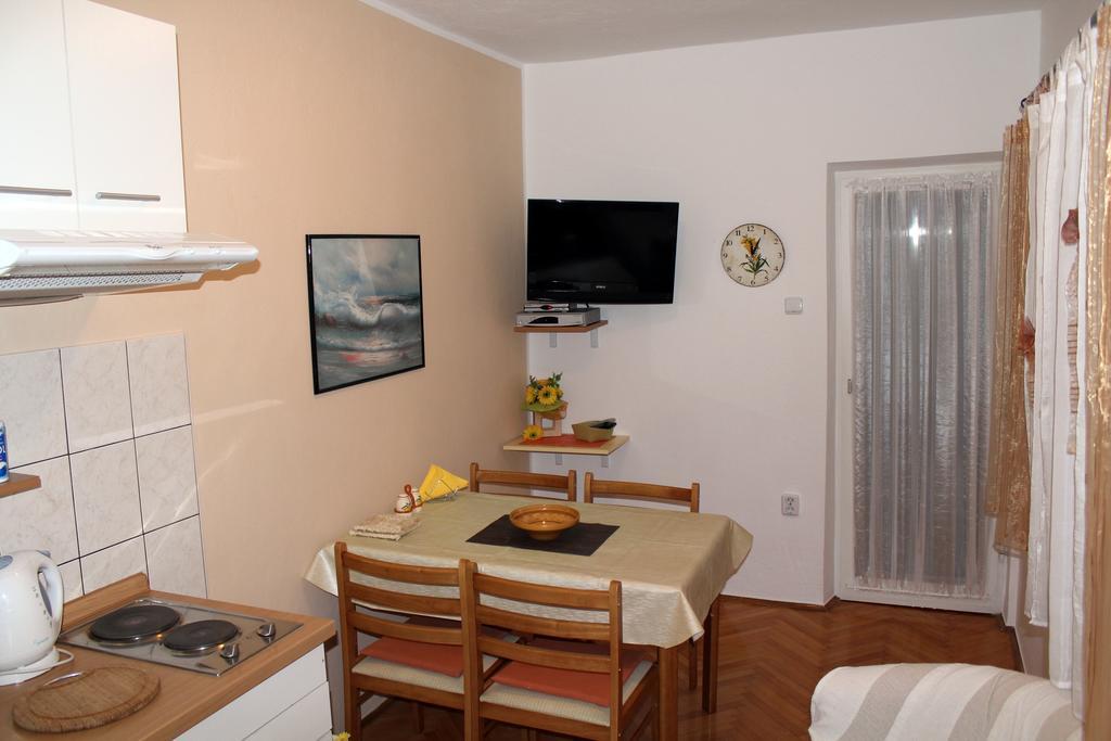 Apartment Madlena Brodarica  Exteriör bild