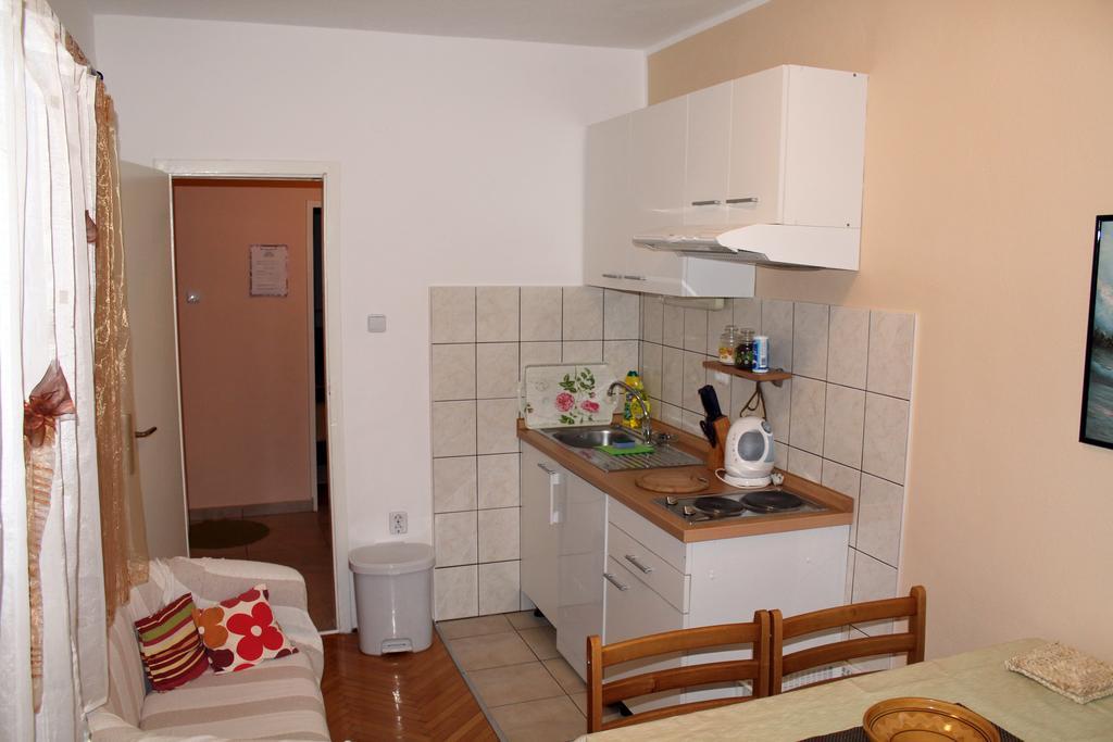 Apartment Madlena Brodarica  Exteriör bild